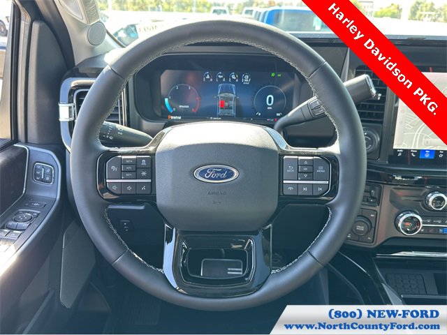 New 2026 Ford F250 Lariat w/ Black Appearance Package image 12