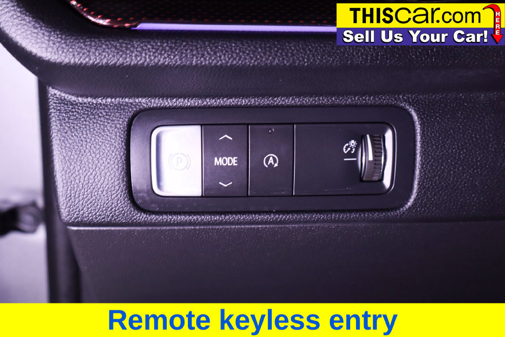 Used 2025 Chevrolet Traverse RS w/ LPO, Cargo Package FWD image 28