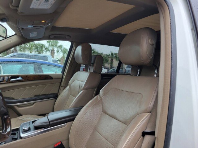 Used 2014 Mercedes-Benz GL 350 BlueTEC 4MATIC image 5