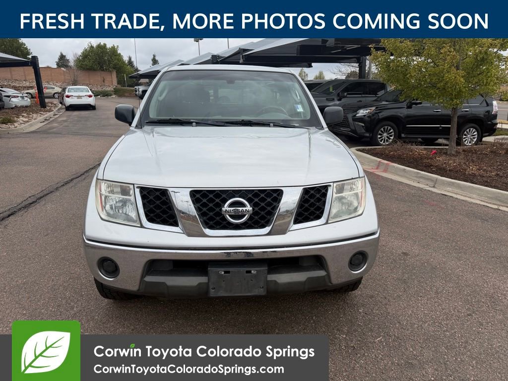 Used 2005 Nissan Frontier SE RWD image 2