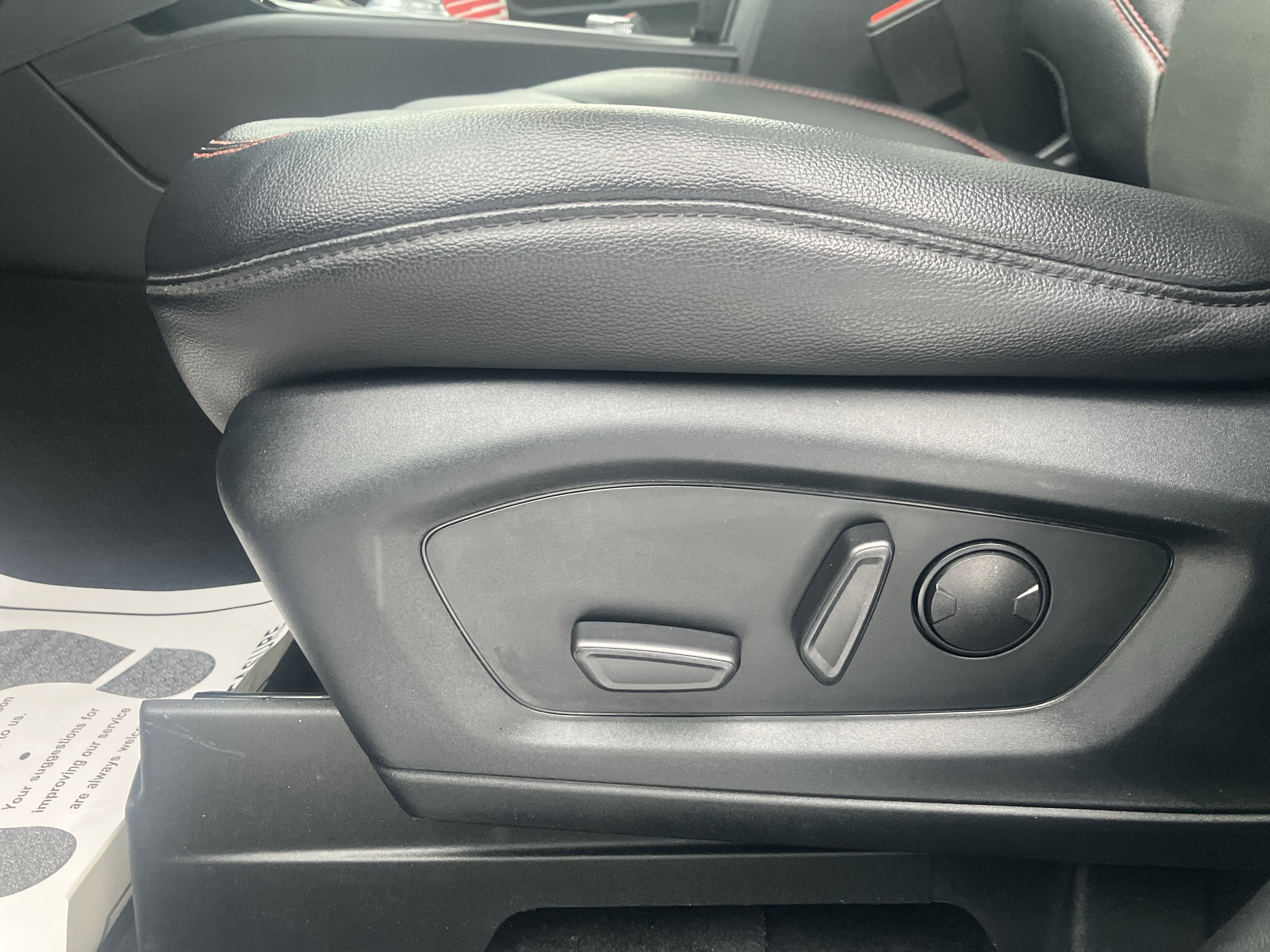 Used 2023 Ford Explorer ST-Line w/ Class IV Trailer Tow Package image 21