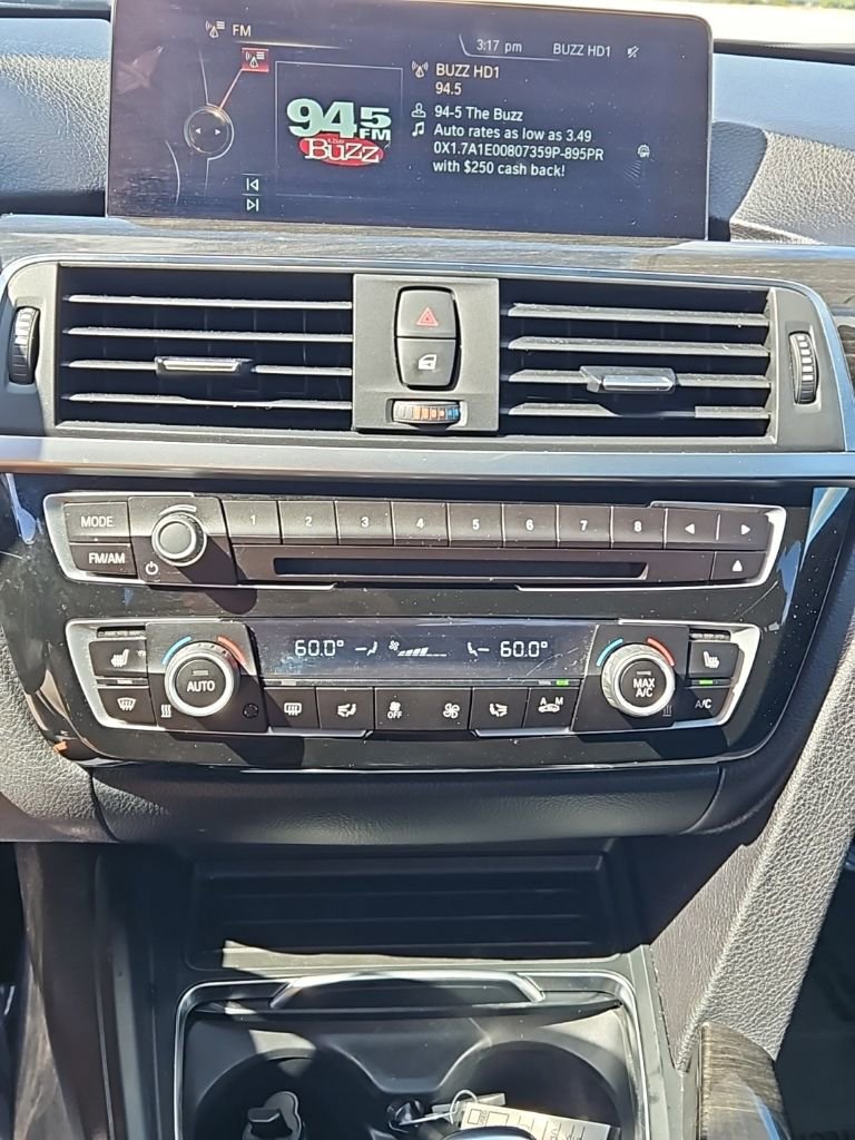 Used 2016 BMW 328i xDrive Sedan AWD/4WD image 19