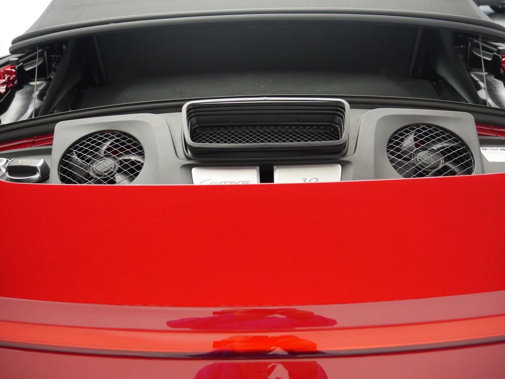 Certified 2019 Porsche 911 Carrera 4 image 13