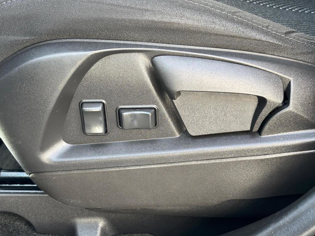 Used 2017 Chevrolet Equinox LT image 15