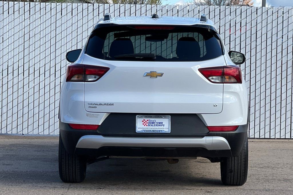 Used 2025 Chevrolet TrailBlazer LT AWD/4WD image 5