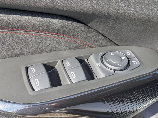New 2026 Chevrolet Trax RS w/ Sunroof Package FWD image 9