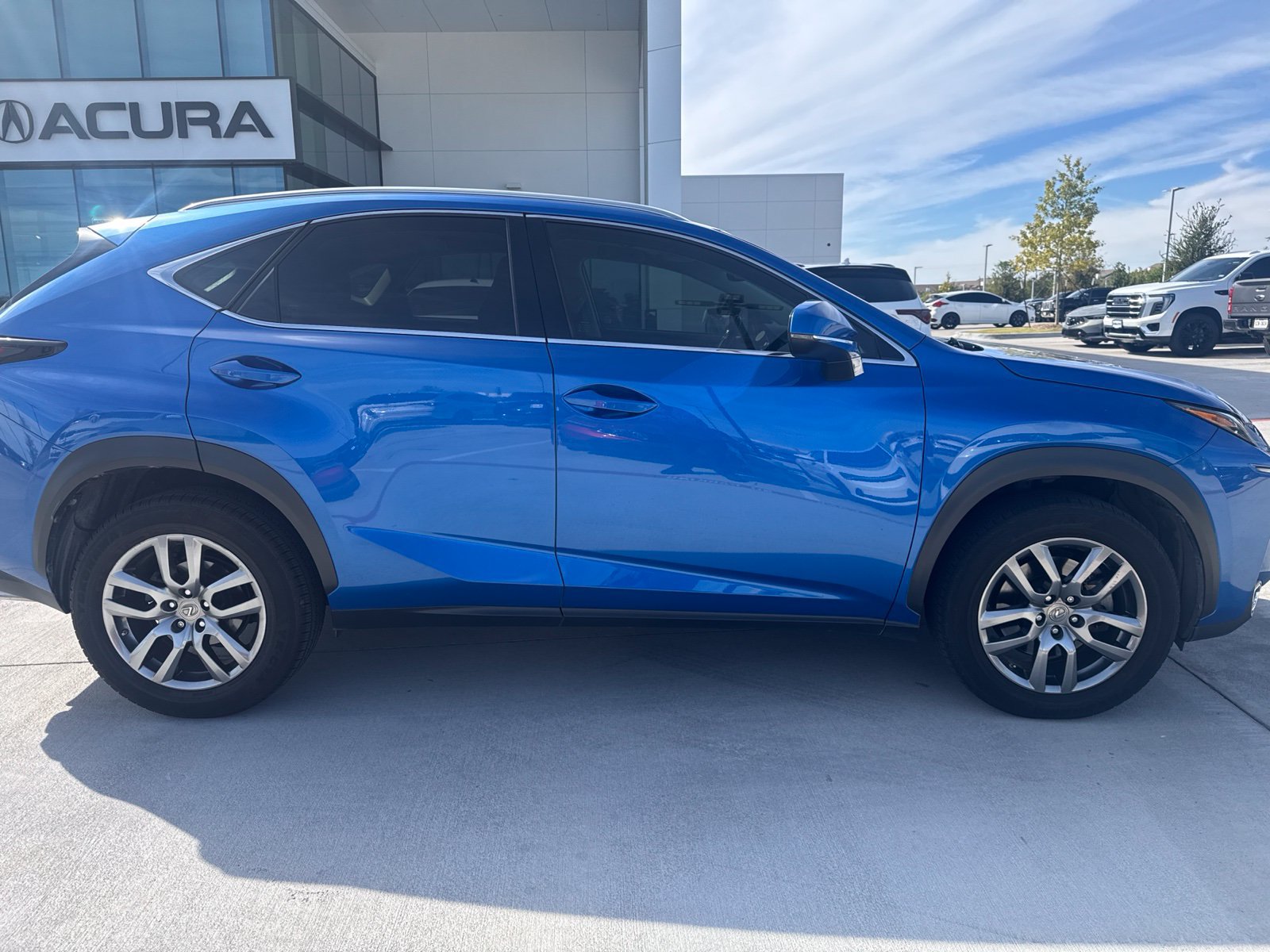 Used 2016 Lexus NX 200t FWD w/ Premium Package image 2