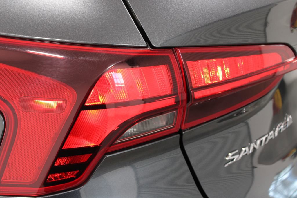 Used 2023 Hyundai Santa Fe SEL image 54
