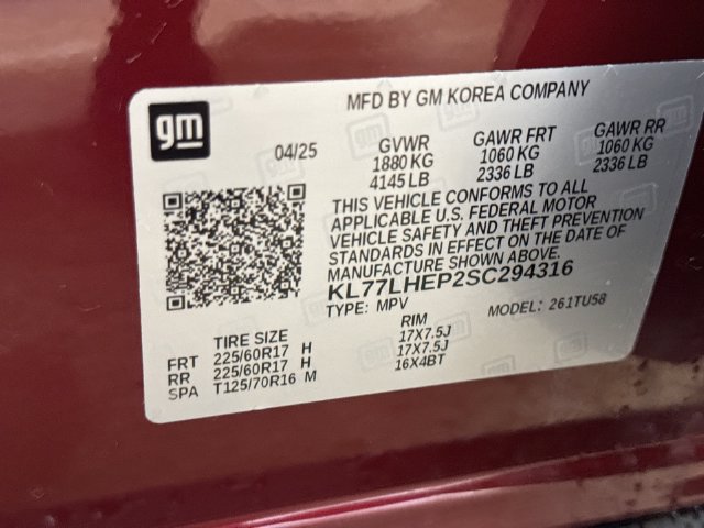Used 2025 Chevrolet Trax LT FWD image 28