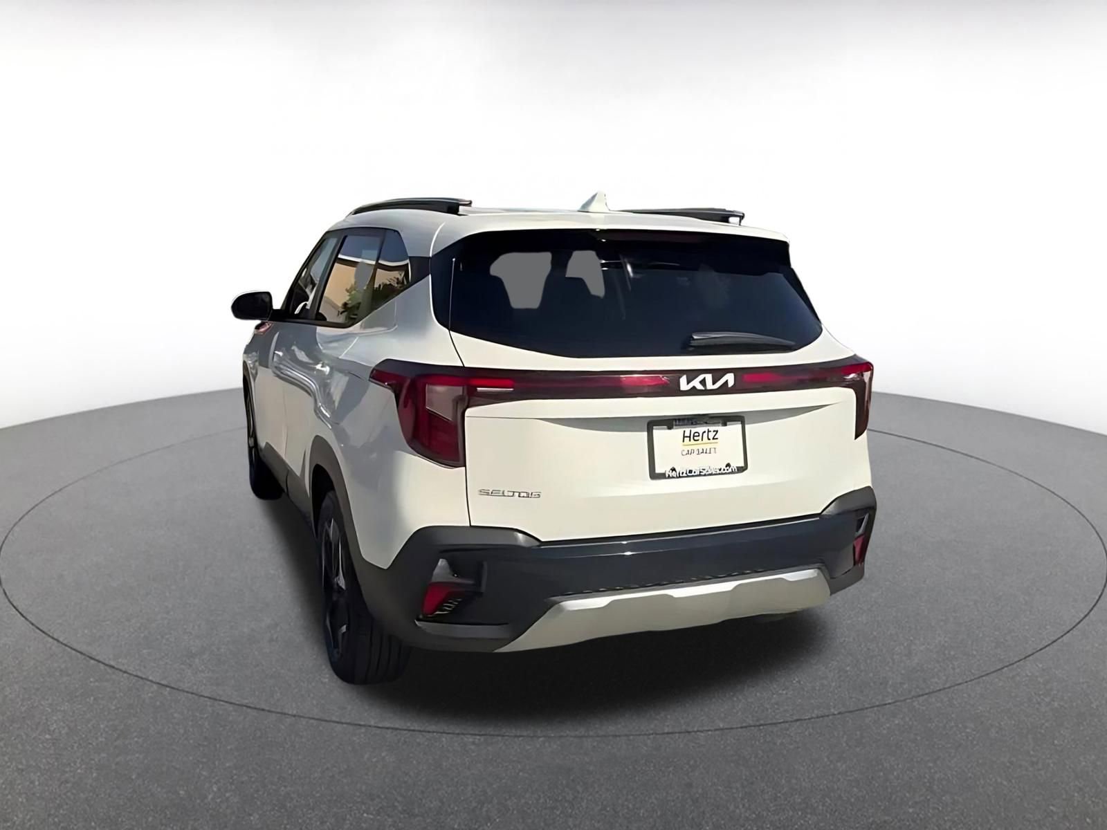 Used 2025 Kia Seltos S image 11