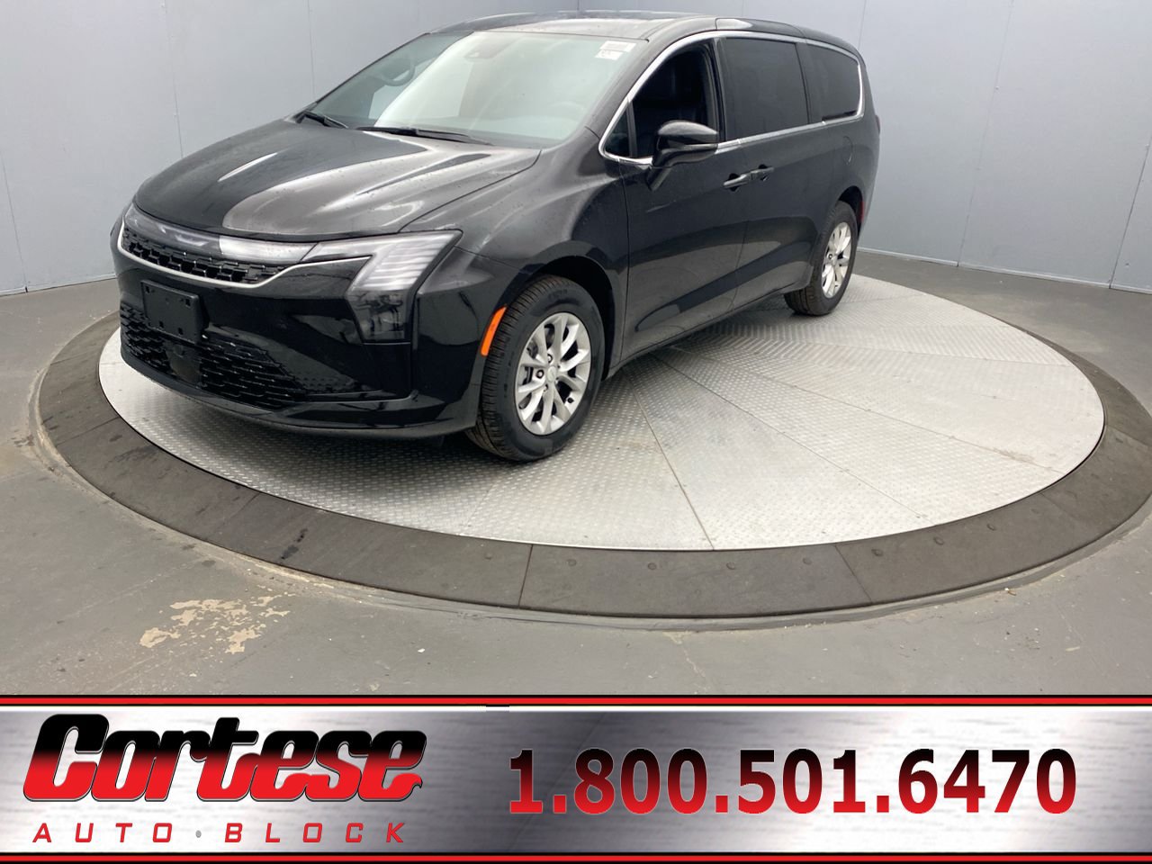 New 2027 Chrysler Pacifica Select w/ Family Tech Group AWD/4WD image 1