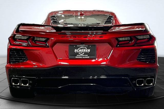 Used 2021 Chevrolet Corvette Stingray Premium Cpe w/ Z51 Performance Package RWD image 4