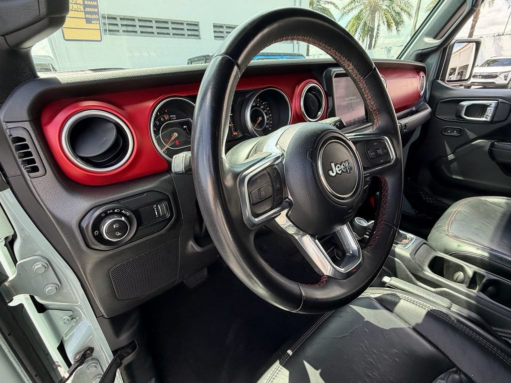 Used 2023 Jeep Gladiator Rubicon w/ Trailer Tow Package AWD/4WD image 10