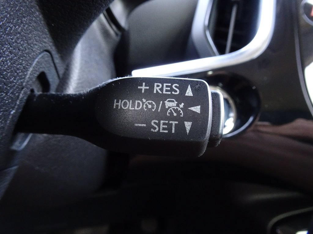 Used 2018 Toyota Prius Four Touring FWD image 23