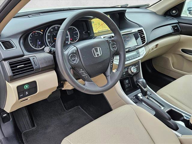Used 2013 Honda Accord Touring image 10