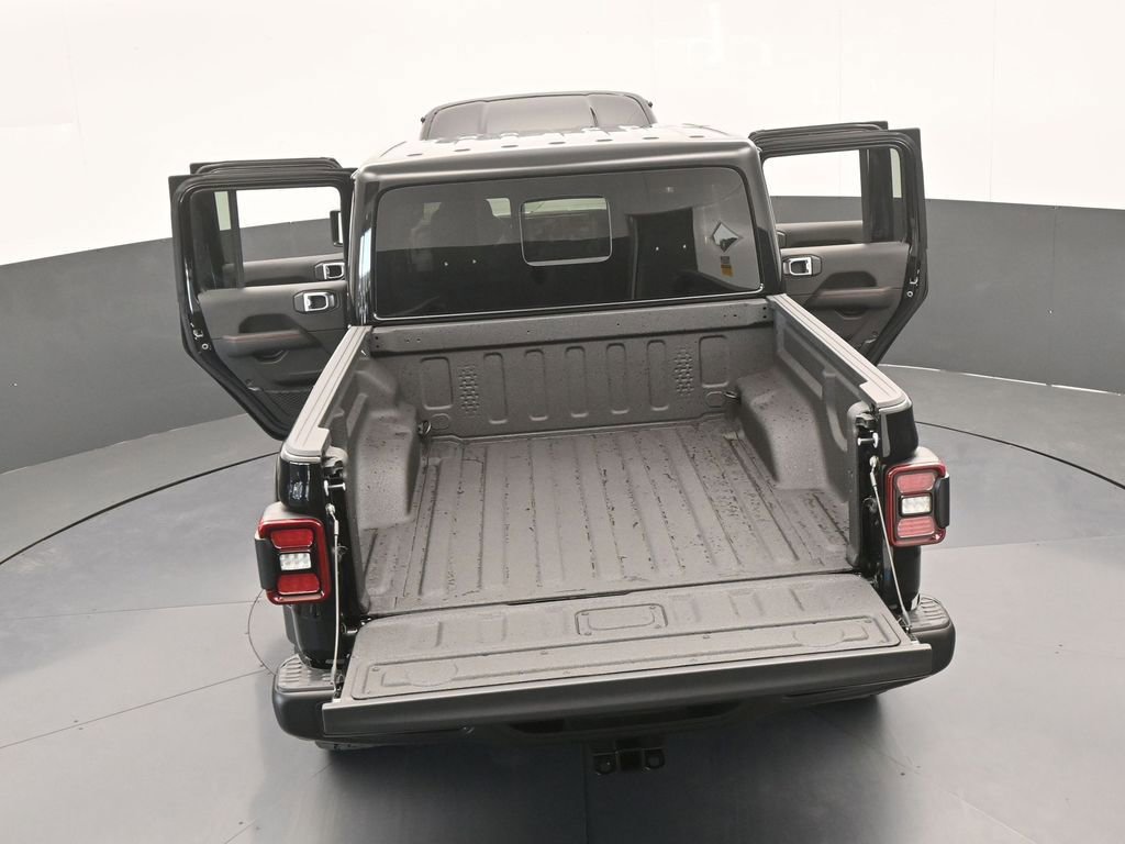 New 2026 Jeep Gladiator Rubicon w/ Steel Power Dome Hood Package AWD/4WD image 63