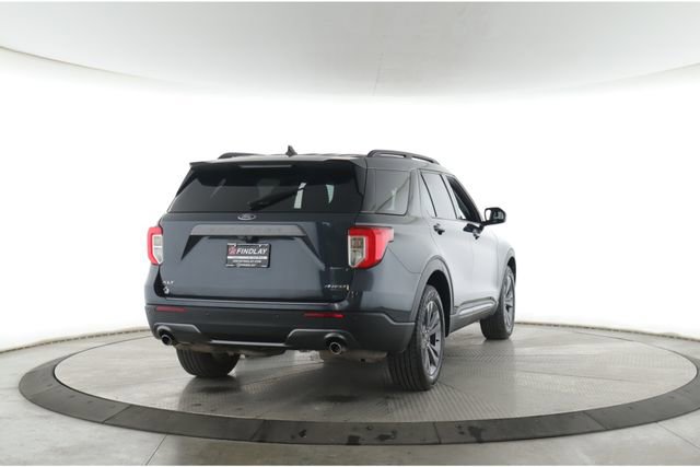 Used 2023 Ford Explorer XLT w/ Equipment Group 202A AWD/4WD image 7
