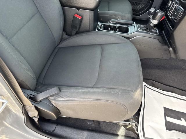 Used 2019 Jeep Wrangler Unlimited Sport AWD/4WD image 19