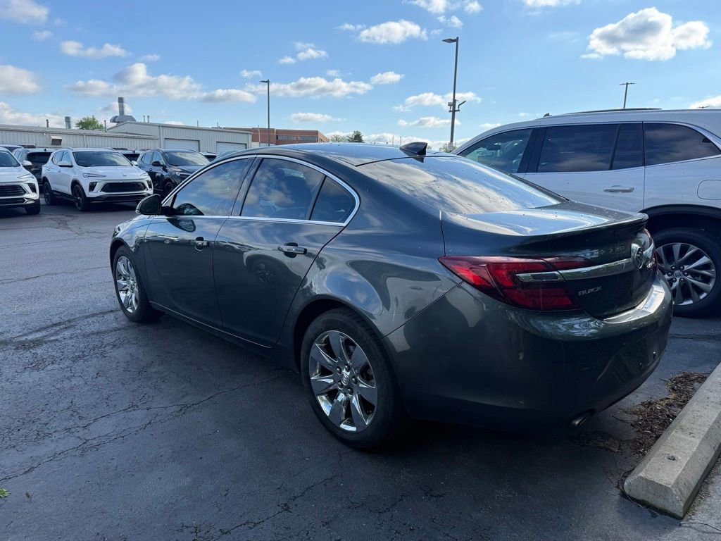 Used 2017 Buick Regal Premium FWD image 6