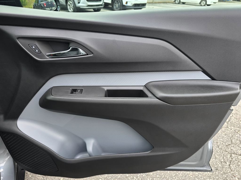 New 2027 Chevrolet Bolt LT w/ Comfort Package FWD image 36