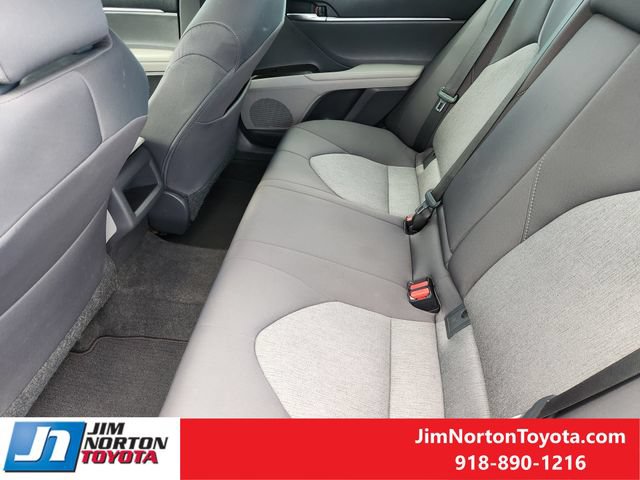 Used 2021 Toyota Camry LE FWD image 29