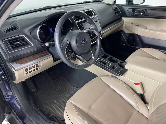 Used 2018 Subaru Outback 2.5i Limited AWD/4WD image 3