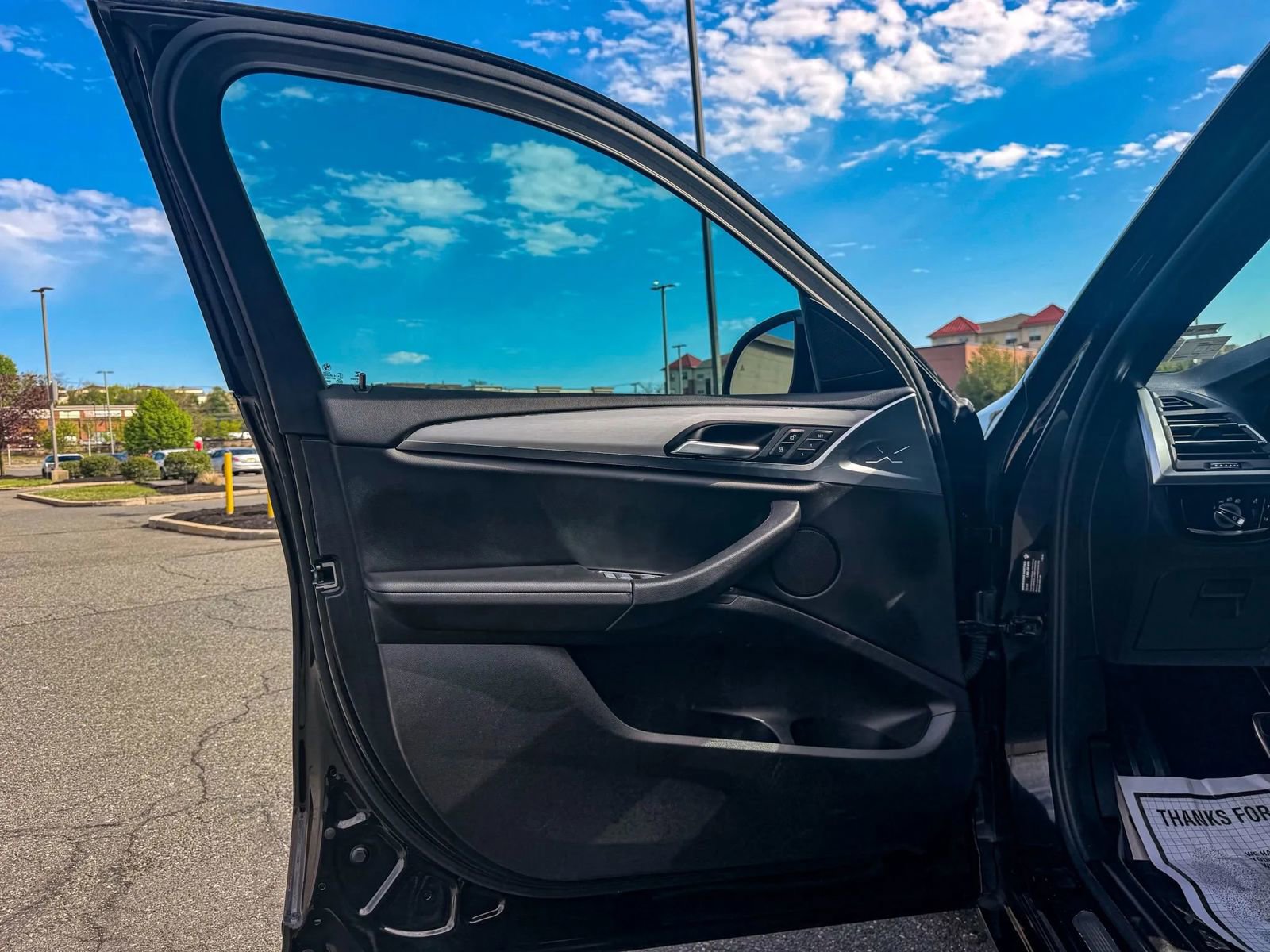 Used 2022 BMW X4 xDrive30i w/ M Sport Package 2 image 17