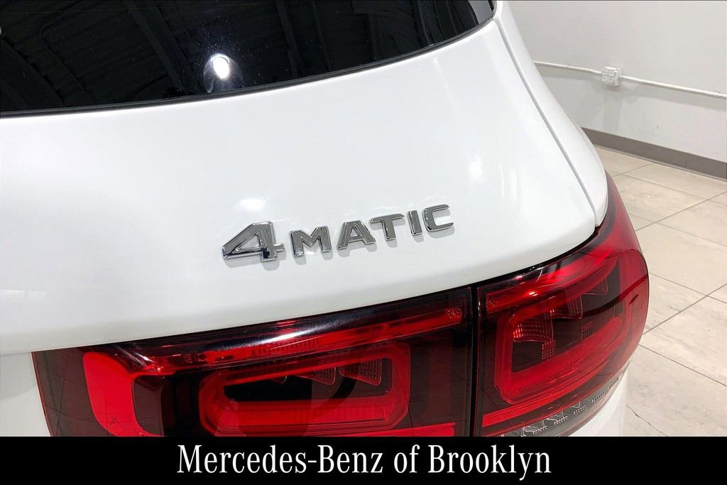 Used 2023 Mercedes-Benz GLB 250 4MATIC image 12