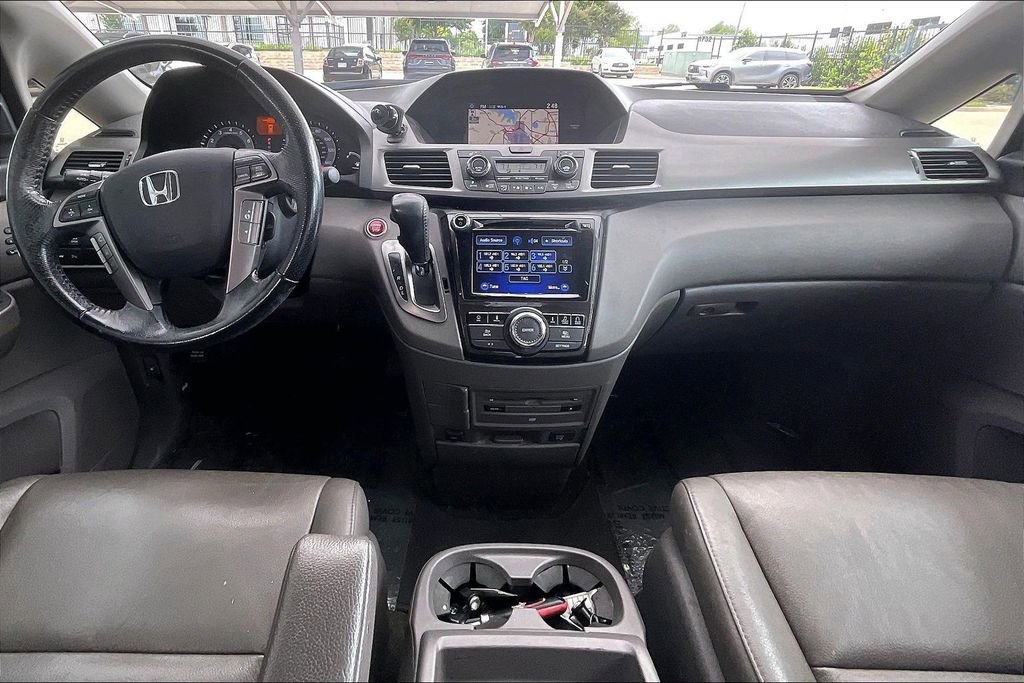 Used 2016 Honda Odyssey Touring Elite image 16