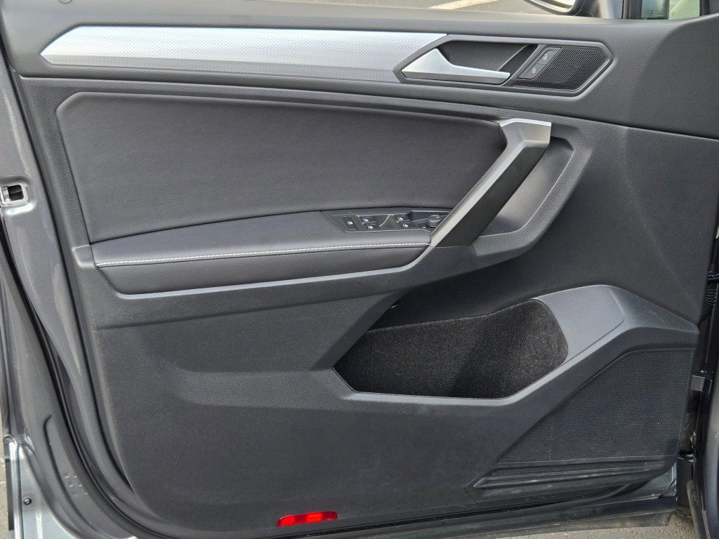 Used 2024 Volkswagen Tiguan S image 19