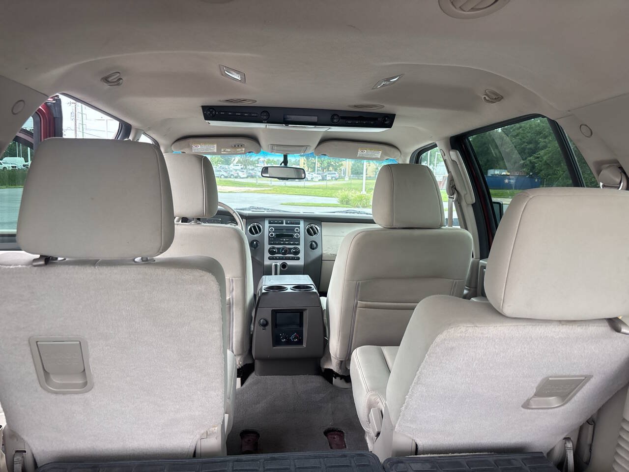 Used 2010 Ford Expedition XLT AWD/4WD image 16