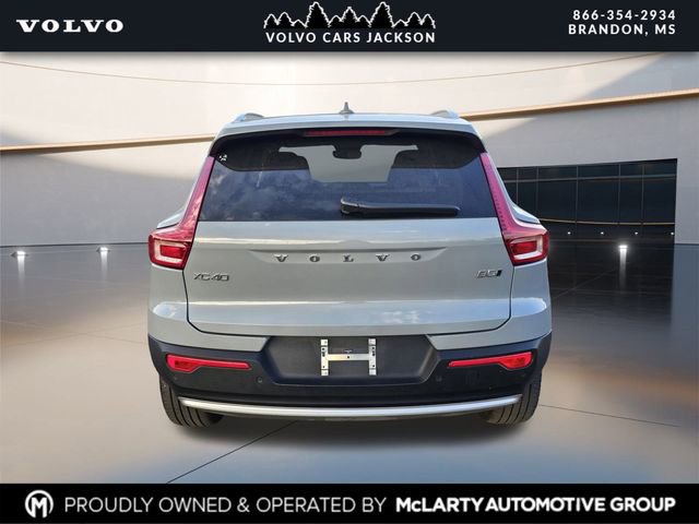 Used 2024 Volvo XC40 B5 Ultimate image 5