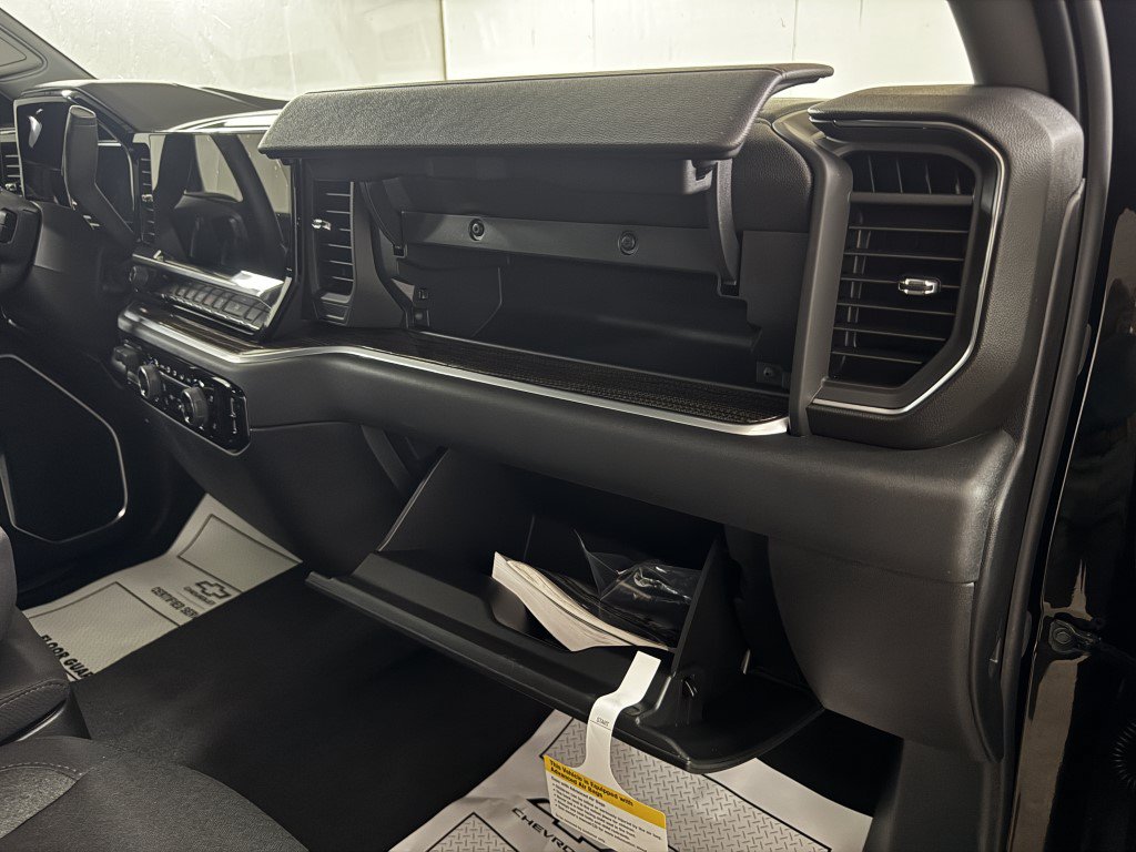 New 2026 Chevrolet Silverado 1500 RST AWD/4WD image 58