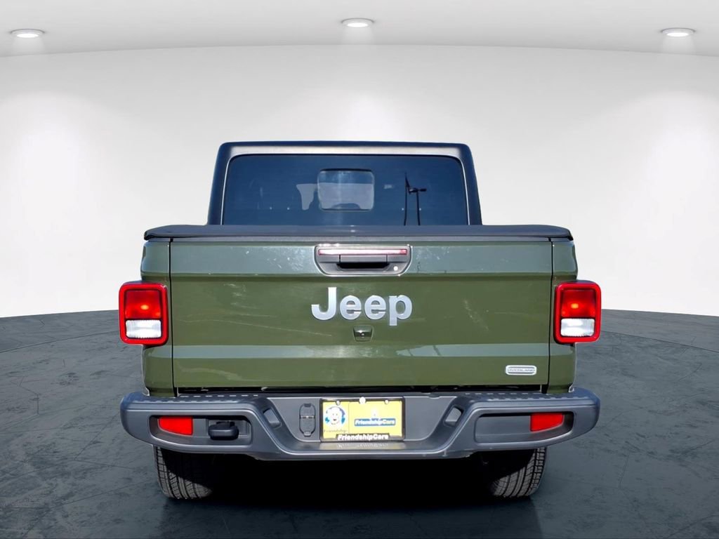 Used 2023 Jeep Gladiator Overland AWD/4WD image 10