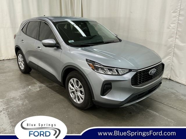 Used 2023 Ford Escape Active w/ Tech Pack #2 image 1