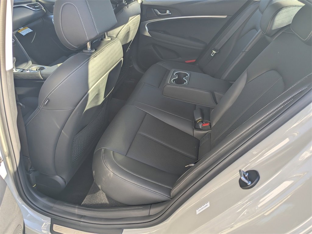 New 2026 Genesis G70 2.5T image 12