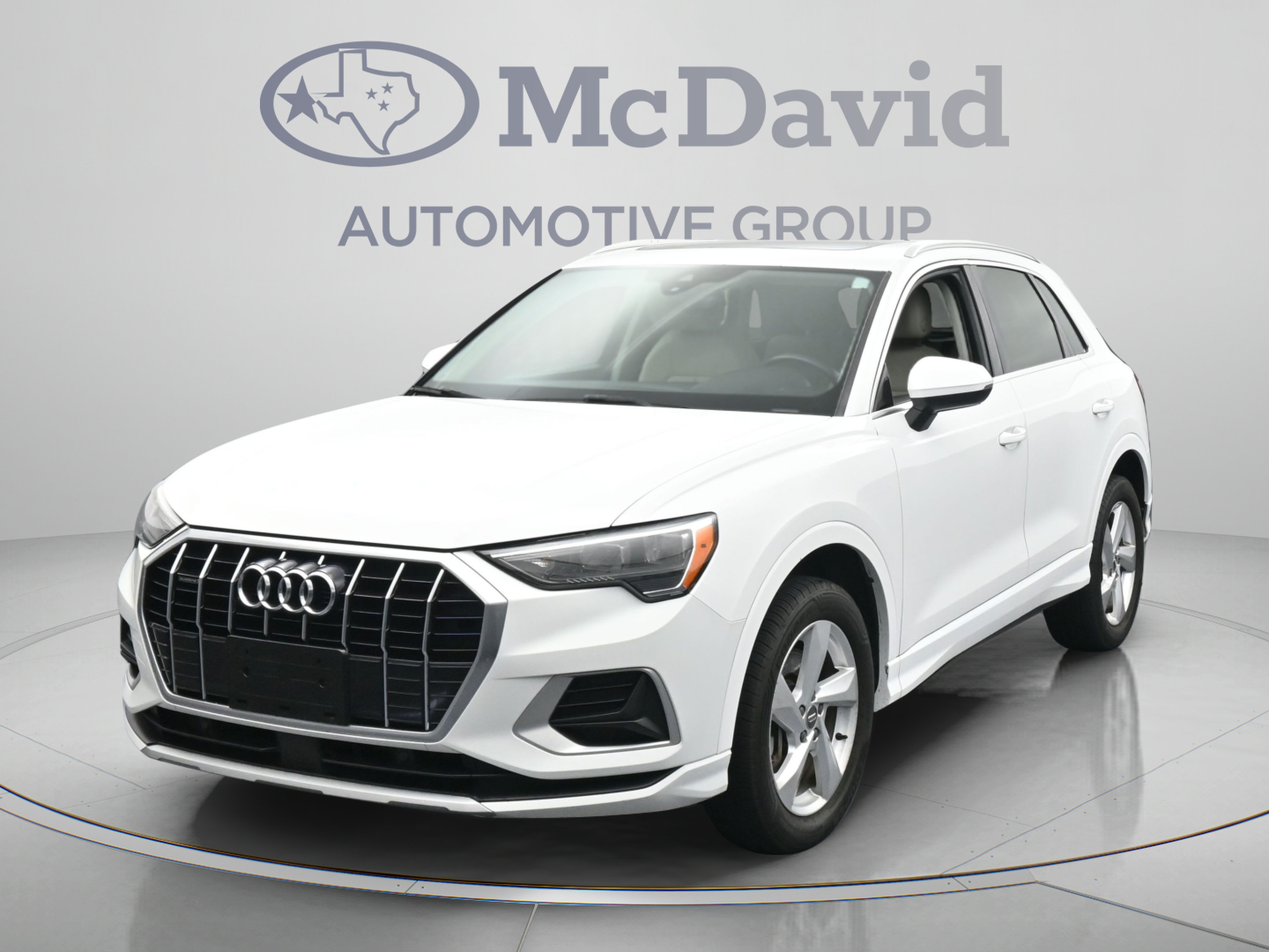Used 2020 Audi Q3 2.0T Premium AWD/4WD image 4