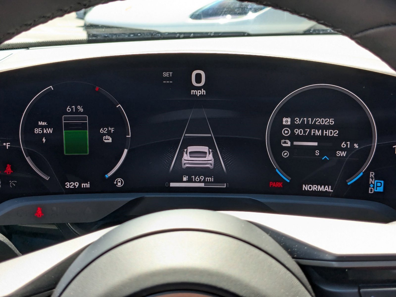 New 2025 Porsche Taycan 4S image 17