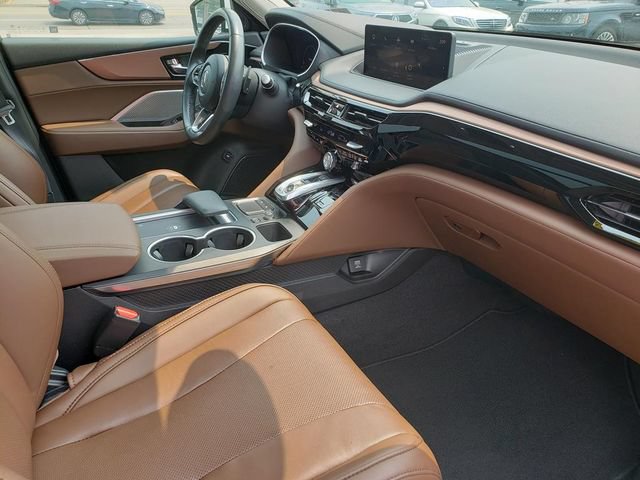 Used 2023 Acura MDX SH-AWD w/ Technology Package image 16