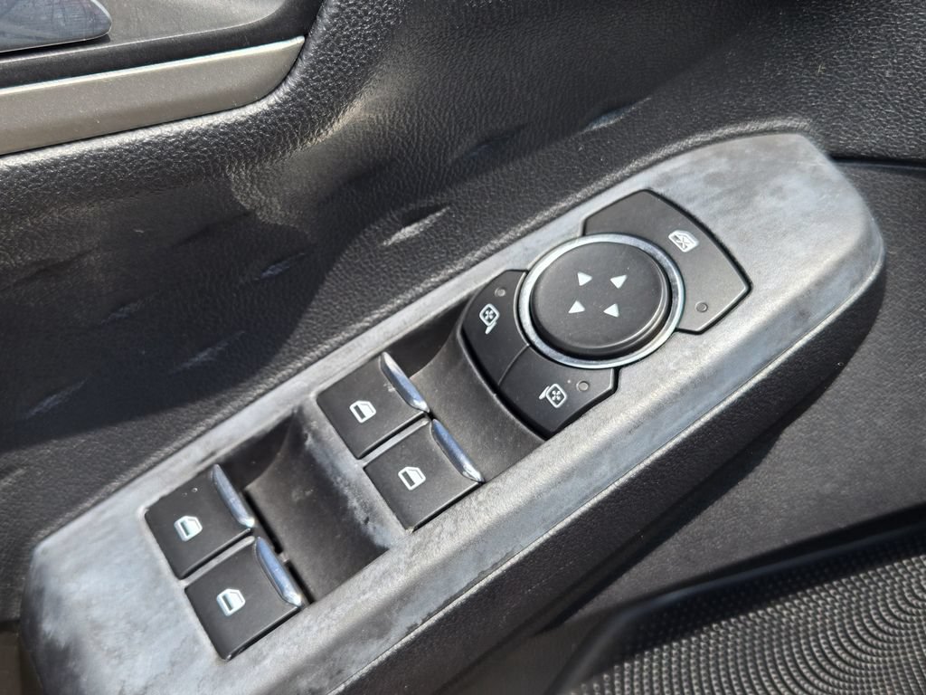 Used 2020 Ford Escape SE FWD image 31