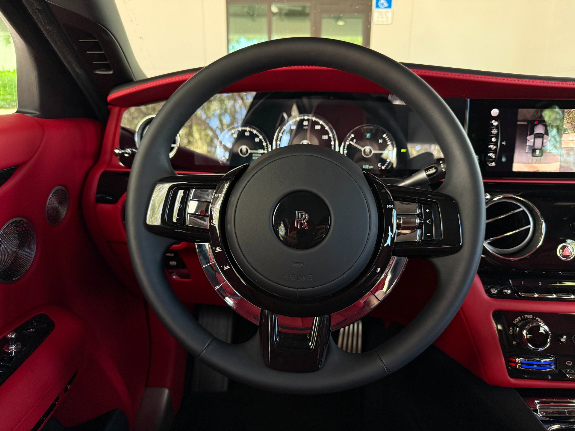 Used 2022 Rolls-Royce Ghost image 42