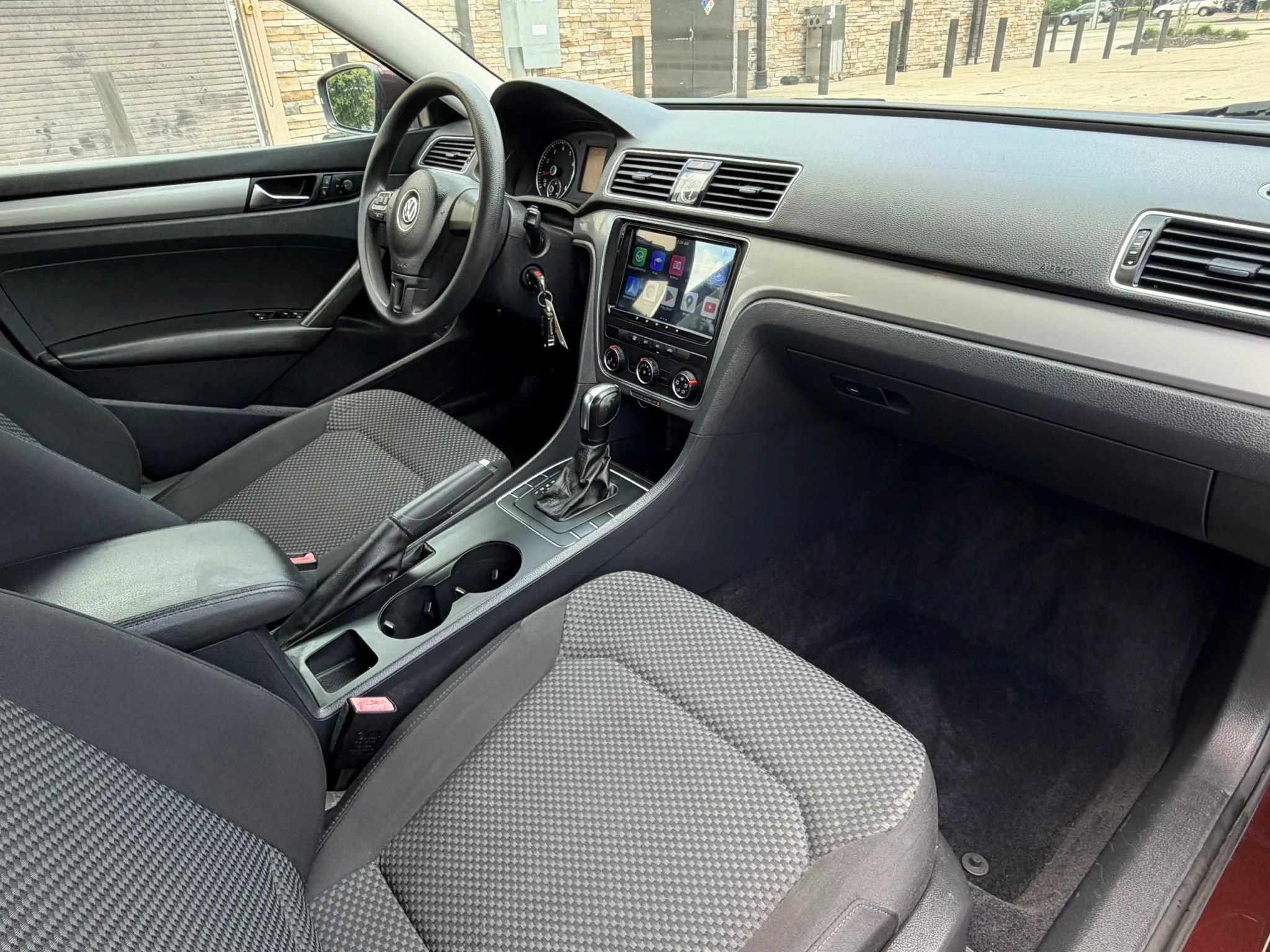 Used 2014 Volkswagen Passat 2.5 S FWD image 11