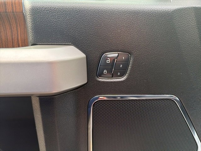 Used 2015 Ford F150 Lariat w/ Trailer Tow Package image 11