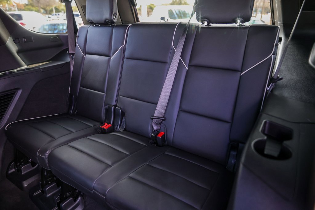 Used 2024 Cadillac Escalade Premium Luxury image 26