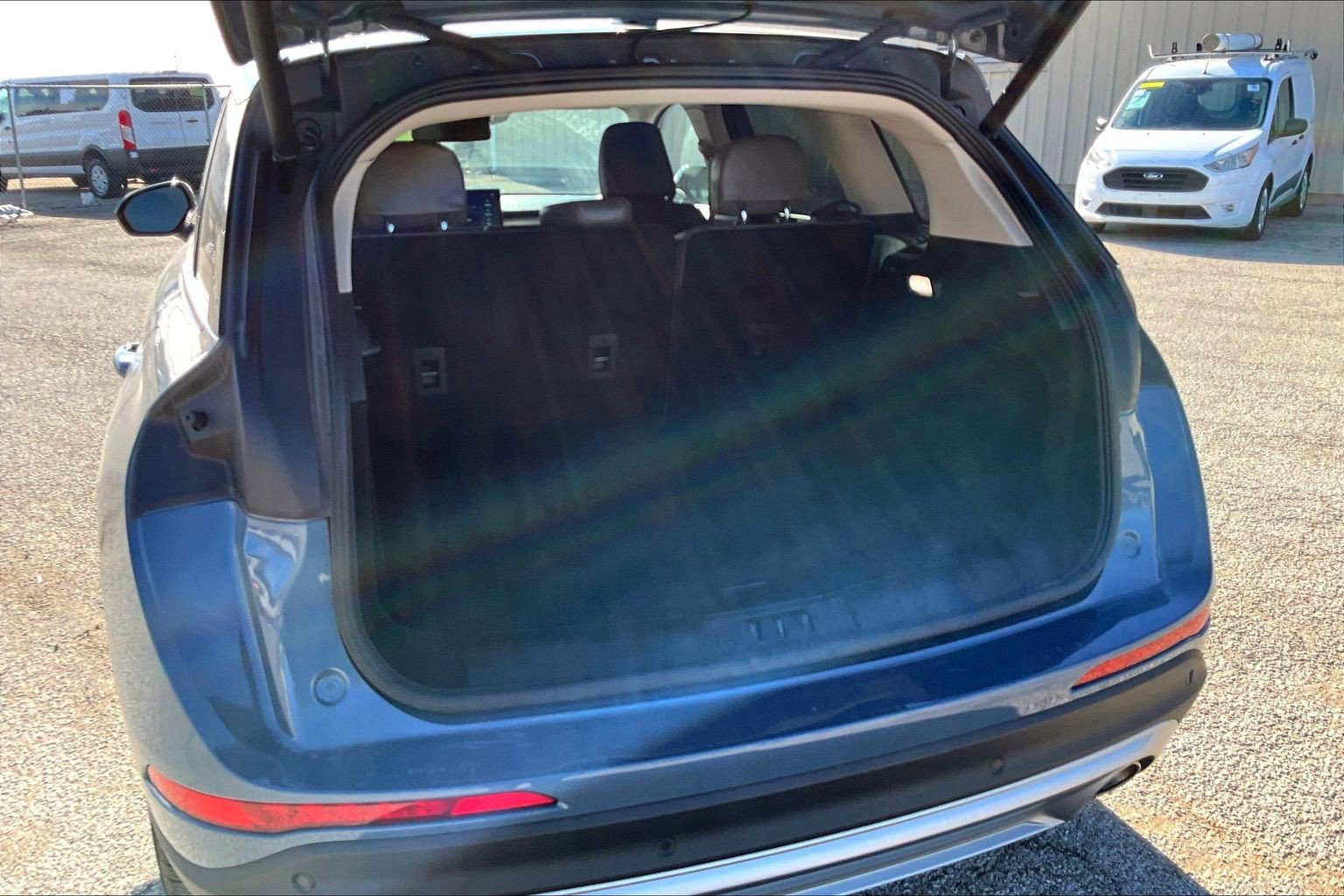 Used 2023 Lincoln Corsair AWD image 18
