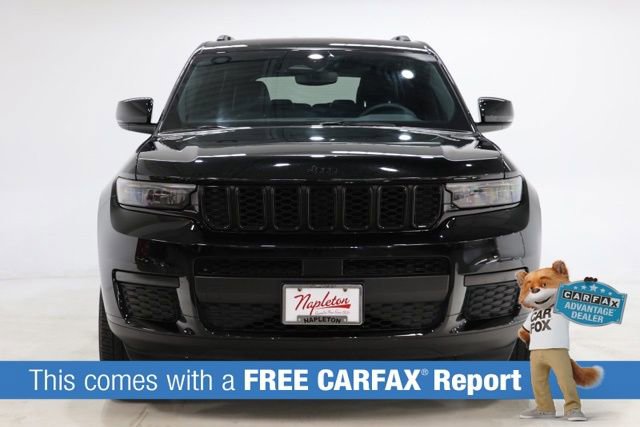 Used 2023 Jeep Grand Cherokee L Laredo AWD/4WD image 2