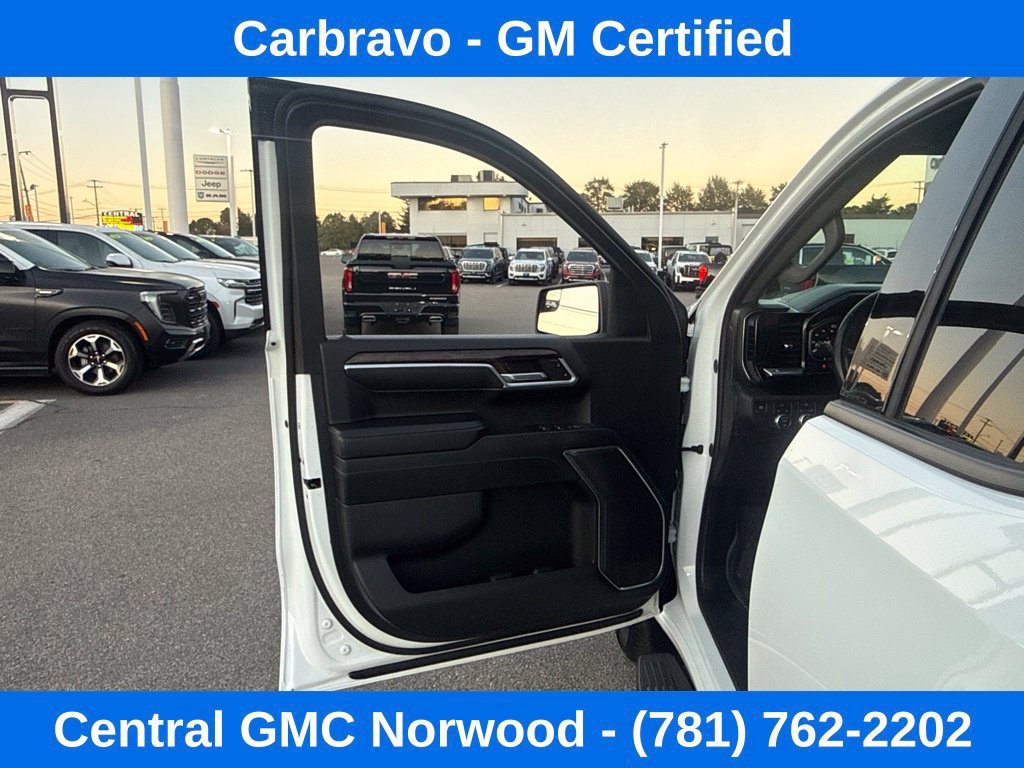 Used 2024 GMC Sierra 1500 Elevation AWD/4WD image 11