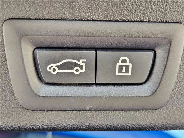 Used 2022 BMW X5 M w/ Executive Package image 8