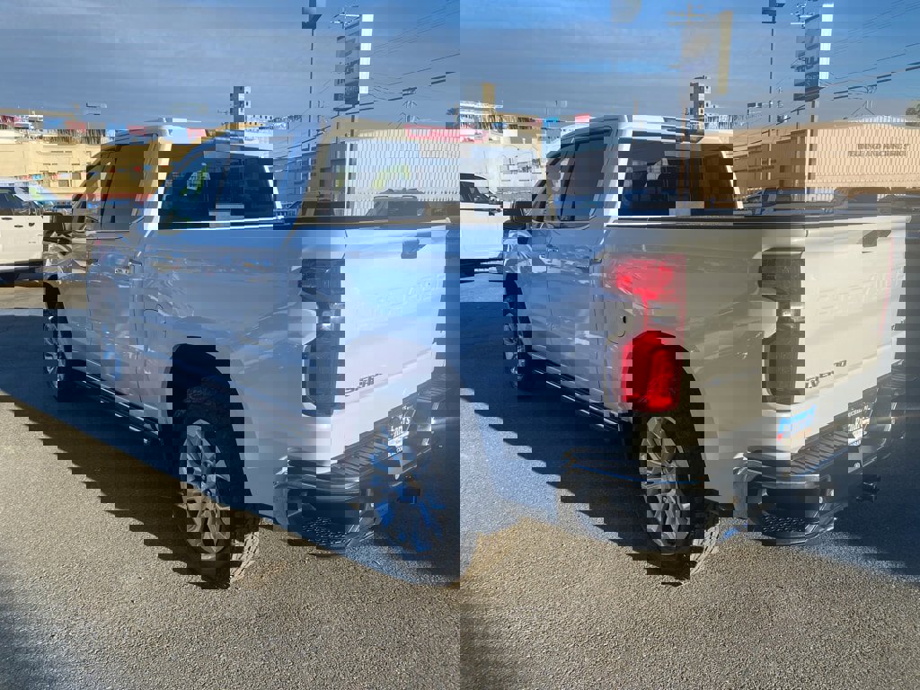 New 2026 Chevrolet Silverado 1500 LTZ w/ LTZ Premium Package image 9