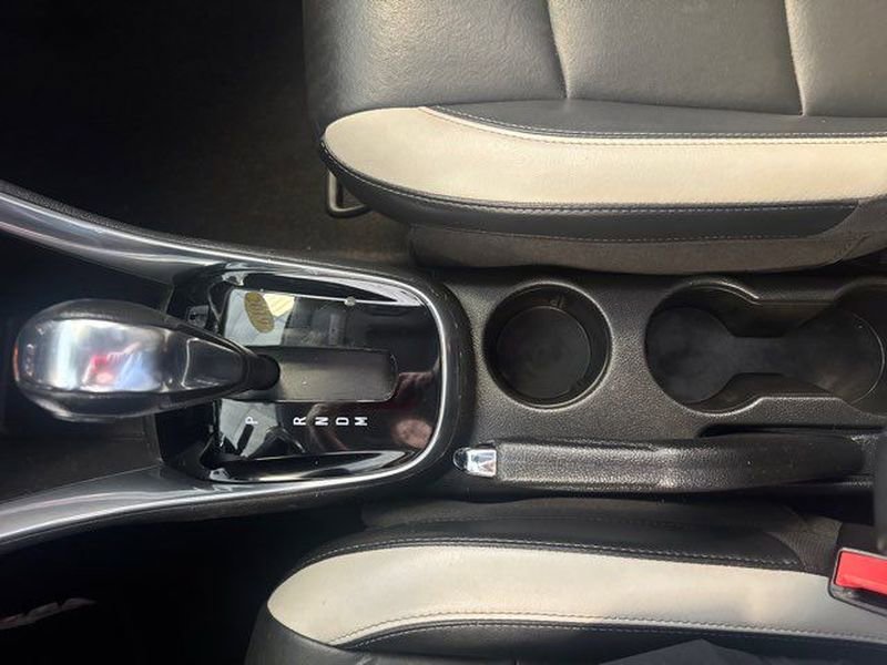 Used 2019 Chevrolet Trax Premier w/ Midnight Edition image 18